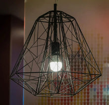 Carica l'immagine nel visualizzatore di Gallery, V-TAC Lampadina LED con Attacco E27 8,5W (Equivalenti a 60W) A60 806 Lumen - 6500K Luce Bianca Fredda (Box 3 pezzi)