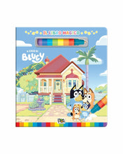 Carica l'immagine nel visualizzatore di Gallery, A casa di Bluey. Libro magico. Bluey. Ediz. a colori. Con pennarello ad acqua