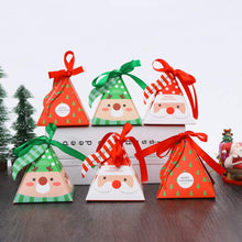 Carica l'immagine nel visualizzatore di Gallery, YeahiBaby 30PZ Scatola di Caramelle per Natale Forniture per Feste (Babbo Natale, Alce, Albero di Natale)
