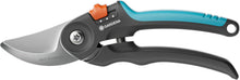 Carica l'immagine nel visualizzatore di Gallery, Gardena Forbici da giardino PremiumCut Flex, taglio bypass, per legno fresco, diametro di taglio 24 mm, impugnature ergonomiche, lame PowerCoating, made in Germany (12242-20)