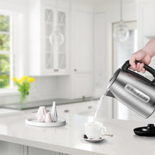 Carica l&#39;immagine nel visualizzatore di Gallery, Midea Bollitore Elettrico 1,7L, Acciaio Inox, Kettle senza BPA, 2200 W, Bollitore Acqua con indicatore del livello dell&#39;acqua, indicatore LED, Base di rotazione a 360°