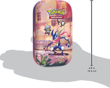 Carica l'immagine nel visualizzatore di Gallery, Pokémon: miniscatola da collezione Greninja dell’espansione 30° Anniversario del GCC Pokémon (1 foglio di adesivi, 1 carta con l’illustrazione della miniscatola e 2 buste di espansione), Ed. Italiano