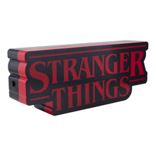 Carica l'immagine nel visualizzatore di Gallery, Lampada Logo Stranger Things, 30 cm (11,8") di Larghezza, Lampada da Parete o Scrivania con Alimentazione USB o a Batter