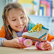 Carica l&#39;immagine nel visualizzatore di Gallery, LEGO Creator 3 in 1 Pattino a Rotelle Retrò Trasformabile in Mini Skateboard o Radio Giocattolo Boom Box, Giochi per Bambine, Bambini, Ragazze e Ragazzi da 8 Anni, Idea Regalo di Compleanno 31148