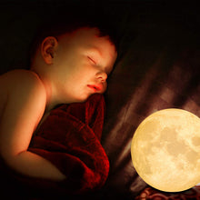 Carica l'immagine nel visualizzatore di Gallery, Lampada Luna 3D Stampata, ALED LIGHT Piena Lampada Moon Luna con Diametro 15cm, 3 Colori, Ricarica USB Decorativo LED Lu