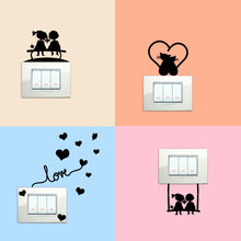 Carica l'immagine nel visualizzatore di Gallery, StickerDesign Adesivi per interruttore 5 Pezzi spine placche BAMBINI SULLA PANCHINA ALTALENA LOVE CUORICINI GATTINI E CU