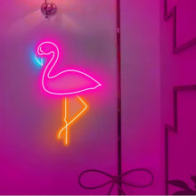 Carica l'immagine nel visualizzatore di Gallery, Insegna al neon con fenicottero, lampada al neon a LED in acrilico rosa da appendere con interruttore dimmerabile, lampa