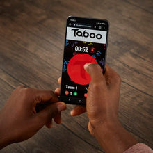 Carica l'immagine nel visualizzatore di Gallery, Hasbro Taboo classico, gioco di società con parole da indovinare per adulti e adolescenti, gioco da tavolo per 4 o più giocatori dai 13 anni in su