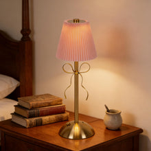 Carica l'immagine nel visualizzatore di Gallery, Lampada da Tavolo a LED,Piccola Lampada da Tavolo con Fiocco Dorato,Lampada da Scrivania a LED Ricaricabile,Lampada da T