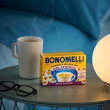 Carica l&#39;immagine nel visualizzatore di Gallery, Bonomelli Camomilla Solubile con Melatonina e Magnesio 16 Bustine, Contro Stanchezza e Affaticamento, Infuso Rilassante, Senza Zucchero (72g)