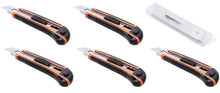 Carica l'immagine nel visualizzatore di Gallery, Amazon Basics taglierino retrattile con manico ergonomico e lama bloccabile in molteplici posizioni con 10 lame affilate
