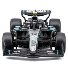 Carica l'immagine nel visualizzatore di Gallery, Bburago - F1 Mercedes-AMG W16 2025#12 Antonelli, Auto diecast a Scala 1:43 con dettagli autentici, replica F1 Mercedes, 