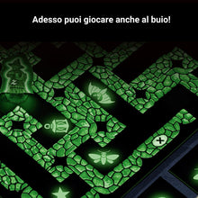Carica l'immagine nel visualizzatore di Gallery, Ravensburger - Labirinto Glow in The Dark, Gioco da Tavolo per Tutta la Famiglia, 2-4 Giocatori, Idea Regalo per Bambini 7+ Anni, Edizione in Italiano