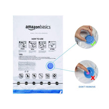 Carica l&#39;immagine nel visualizzatore di Gallery, Amazon Basics Sacchetti sottovuoto con pompa a mano, Molteplici, Cerniera, confezione da 12 (3 jumbo, 3 grandi, 3 medi, 3 piccoli), Trasparente