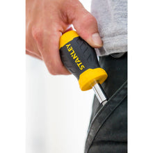 Carica l'immagine nel visualizzatore di Gallery, STANLEY Cacciavite a cricchetto multi-inserto Stubby, 6 inserti, 0-66-357