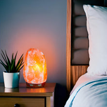 Carica l'immagine nel visualizzatore di Gallery, I-TOTAL® - Lampada di sale Himalayano, Naturale, Realizzata a Mano con Base in Legno NATURAL PINK (CAMBIA COLORE) - 500/