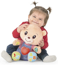 Carica l'immagine nel visualizzatore di Gallery, Chicco Teddy Orso Peluche Interattivo, Gioco Educativo, Numeri e Lettere, Pupazzo - Bambini 6 Mesi - 5 Anni
