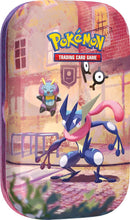 Carica l'immagine nel visualizzatore di Gallery, Pokémon: miniscatola da collezione Greninja dell’espansione 30° Anniversario del GCC Pokémon (1 foglio di adesivi, 1 carta con l’illustrazione della miniscatola e 2 buste di espansione), Ed. Italiano