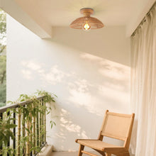 Carica l'immagine nel visualizzatore di Gallery, iDEGU Lampada da Soffitto Retrò in Rattan e Legno Stile Boho 30cm Lampadario a Sospensione Paralume Vintage Plafoniere I