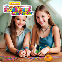Carica l'immagine nel visualizzatore di Gallery, CRAZE SCOUBIDOU Scatola Creativa – 36 cordoncini in silicone + 30+ perline/charms – Kit fai-da-te per braccialetti e por