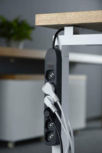 Carica l'immagine nel visualizzatore di Gallery, Electraline 62067 Multipresa per UPS con 6 posti bivalenti 10/16A con Interruttore di Sicurezza, Spina ingresso tipo VDE