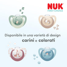Carica l'immagine nel visualizzatore di Gallery, Ciuccio NUK First Choice | 6-18 mesi | Ciucci ortodontici | Accettato dal 95% dei bambini** | Blu | Confezione da 4