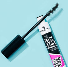 Carica l'immagine nel visualizzatore di Gallery, essence THE FALSE LASHES MASCARA EXTREME VOLUME &amp; CURL volumizzante (10 ml)
