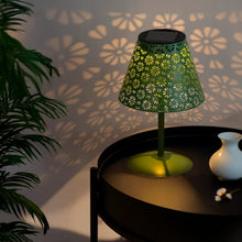 Carica l'immagine nel visualizzatore di Gallery, M mimotec - Lampada solare LED da tavolo Green Hearth, luce calda 2500K, dimmerabile, resistente all’acqua IP44, batteri