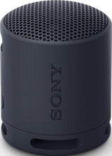Carica l'immagine nel visualizzatore di Gallery, Sony SRS-XB100 - Speaker Wireless Bluetooth, Portatile, Leggero, Compatto, da Esterno, da Viaggio, IP67 Resistente Acqua