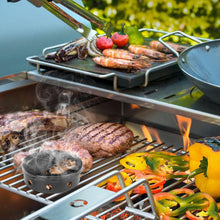 Carica l'immagine nel visualizzatore di Gallery, Onlyfire Mini Affumicatore BBQ, Smoker Box in Smalto di Pellet e Cippato di Legno, Nero, 2 Pezzi