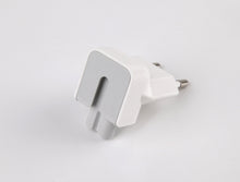 Carica l'immagine nel visualizzatore di Gallery, Batterytec BDA0060C - Adattatore a 2 poli per alimentatore iPhone/iPod/iPad/Mac