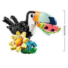 Carica l'immagine nel visualizzatore di Gallery, LEGO Creator 3 in 1 Animali Selvatici: Tucano Tropicale con Fiore - Animale Giocattolo Trasformabile in Farfalla o Pesce Tropicale - Regalo Creativo per Bambine e Bambini da 7 Anni in su - 31173
