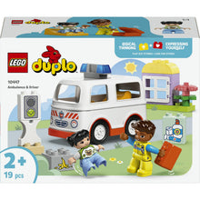 Carica l'immagine nel visualizzatore di Gallery, LEGO DUPLO Ambulanza e autista 10447