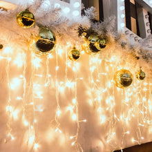 Carica l'immagine nel visualizzatore di Gallery, SALCAR Catena luminosa a LED per esterni, 200 luci per finestre, 8 m, luci natalizie (5 m di catena luminosa + cavo di alimentazione da 3 m), interno 31 V con 8 modalità di illuminazione e funzione
