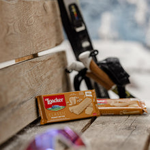 Carica l'immagine nel visualizzatore di Gallery, Loacker, Classic Peanut Butter, Wafer al Burro d'Arachidi, 175g
