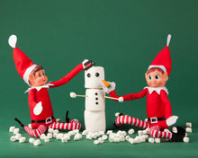 Carica l'immagine nel visualizzatore di Gallery, Toyland® Elves Behavin Badly 12 pollici ragazza elfo peluche con gambe lunghe, corpo morbido e testa in vinile - novità natalizie