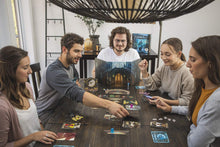 Carica l'immagine nel visualizzatore di Gallery, Asmodee, Mysterium, Gioco da Tavolo dai Creatori di Dixit, 2-7 Giocatori, 10+ Anni, Edizione in Italiano