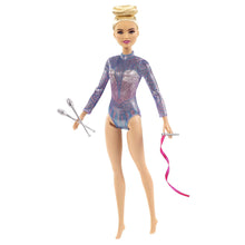 Carica l'immagine nel visualizzatore di Gallery, Barbie Bambola Ginnasta di ginnastica ritmica e accessori a tema
