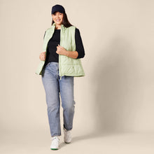 Carica l&#39;immagine nel visualizzatore di Gallery, Amazon Essentials T-Shirt con Scollo a Barchetta con Manica a 3/4 Aderente Donna, Nero, XL