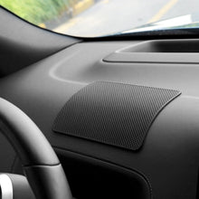 Carica l'immagine nel visualizzatore di Gallery, QWORK® 2 Pezzi Tappetino Antiscivolo Auto Cruscotto - 18x13cm, Materiale PU - per Smartphone e Oggetti Vari