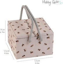 Carica l'immagine nel visualizzatore di Gallery, Hobby Gift Scatola Grande per Cucito con Doppio Coperchio e Manico - Cestino Porta Cucito in Cotone con Scomparti per Strumenti e Accessori Creativi - 25 x 25 x 17 cm, Api