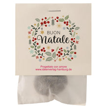 Carica l'immagine nel visualizzatore di Gallery, 10x "Buon Natale" bombe di semi – eco-regalo e piccolo pensiero natalizio – segnaposto sostenibile e portafortuna per co