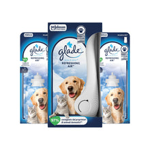Carica l'immagine nel visualizzatore di Gallery, Glade Sense &amp; Spray, Profumatore per Ambienti Refreshing Air 1 Base e 3 Ric
