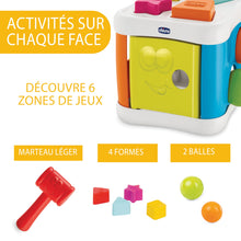 Carica l&#39;immagine nel visualizzatore di Gallery, Chicco Cubo Incastra e Martella 2 in 1, Gioco Educativo per Bambini 10 Mesi - 3 Anni, con 4 Forme Geometriche, 2 Sfere e Martello Giocattolo, Multiattività