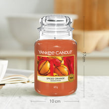 Carica l'immagine nel visualizzatore di Gallery, Yankee Candle Candela profumata in giara grande | Arancia piccante | Durata Fino a 150 Ore | Regali perfetti per le donne