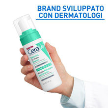Carica l'immagine nel visualizzatore di Gallery, CeraVe Mousse Detergente Riequilibrante, Pelle Idratata, Allantoina, 148 ml
