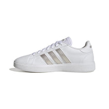 Carica l'immagine nel visualizzatore di Gallery, adidas Grand TD Lifestyle Court Casual Shoes, Sneakers Donna, Cloud White/Platinum/Cloud White, 39 1/3 EU