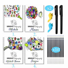Carica l'immagine nel visualizzatore di Gallery, Groove Calligraphy 4 Quaderni Riutilizzabili, A4 con Scanalature Premium, Alfabeto, Corsivo, Numeri, Disegni+2 Penne Mag