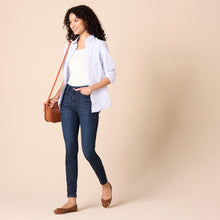 Carica l'immagine nel visualizzatore di Gallery, Amazon Essentials Jeans Skinny a Vita Alta - colori fuori produzione Donna, Delavé Scuro, 48
