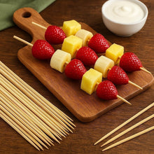 Carica l'immagine nel visualizzatore di Gallery, Set 100 Spiedini in Legno 30 cm x 3 mm – Bastoncini Lunghi per Carne, Frutta, Dolci, Panini, Barbecue e Finger Food – Na